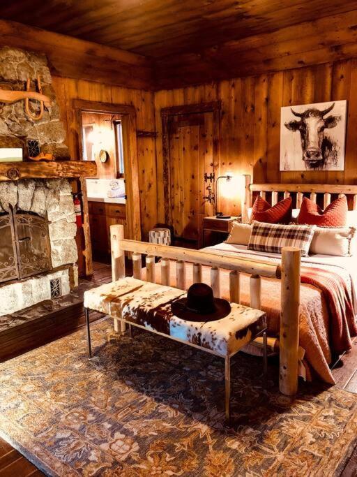 The Lodge At 11 Chimneysアイディルワイルド エクステリア 写真